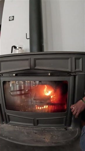 Traditional wood-burning stove Heater Croatia #croatia #viral #shorts #instagram #tamil