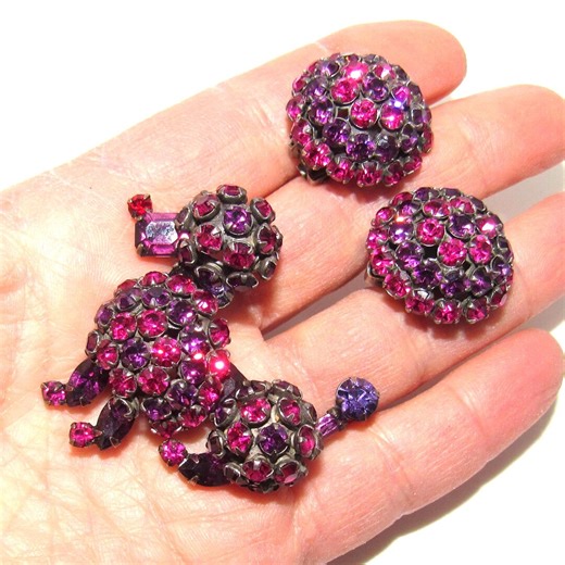 Unsigned Schreiner Seated Poodle Pin and Clip Earrings in Fuchsia and Purple - Etsy