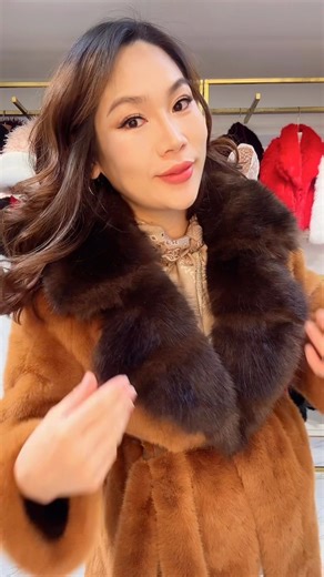 6K views · 35 reactions | 李Өнгөлөг гоёхон Эко шуба маань оранже өнгө ганц үлдлээ!  | LILY Fashion | Facebook