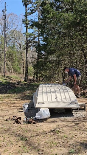 jon boat build coming along. #jonboat #paint #diy