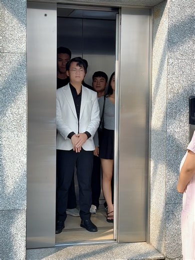 Kết cục của Người Hơn Thua Với Phụ Nữ