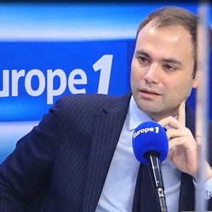 Charles Consigny très cash sur son expérience "assez dure" dans On n'est pas couché (VIDEO) - Télé 2 Semaines