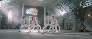 ASTRO fait son comeback avec le MV de « All Night »