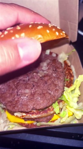 Playing PS4 with my Big Mac !!!