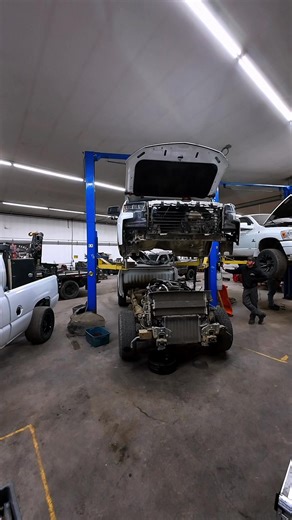 Duramax 3L Cab Removal with Atlas Lift
