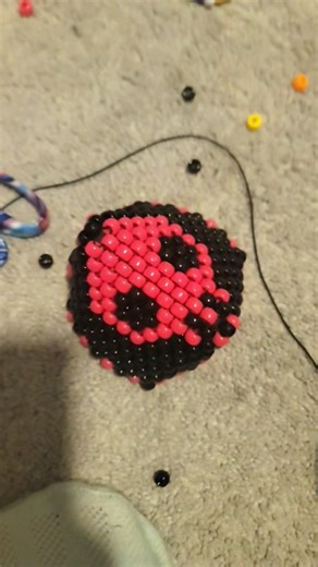 kandi mask #music #artandcraft #kandi #scean #emoscene #beads #fun