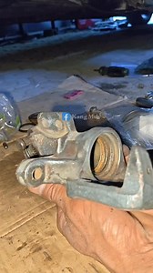 Assembling the Rear Disc Brake Caliper Kit Components #reelsvideo #brakeRepair #Automotive | Kang Mus