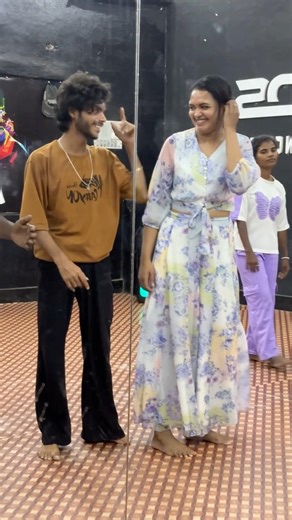 Akka marchipoindi #actor #100kview #dance #folkart #folkdance #serialactress #serial #love #villag