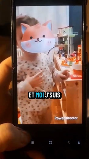 Notre fan préférée : elle est venue 3 fois et depuis, le show continue à la maison !#SpectacleEnfant