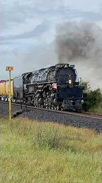 Big Boy 4014 Roars Through Roseville, CA 🚂 4/12/2026