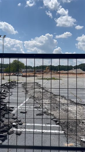 ToNeTo Atlanta on Instagram: "Serious site work is underway to turn the former North DeKalb Mall into Lulah Hills Publix is this thus far the only known “new” tenant (it’s relocating from Shamrock Plaza across the street) What would you like to see open at the new mixed use project? #tonetoatl #atlanta #update #igersofatlanta #fyp #latergram #blogger #influencer #weloveatl #new #decatur #foryourpage #realtor #realestate #leasing #edens #cre #update #comingsoon #publix #grocery"