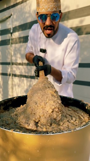 Delicious Harees Cooking Process for Ramadan Feasts