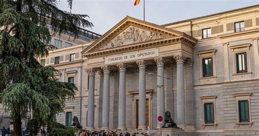 ‘A migration model based on human rights’: Spain to grant legal status to half a million undocumented migrants