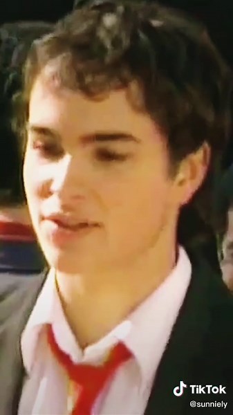 Augusto Schuster como Pablo Bustamante en Corazón Rebelde