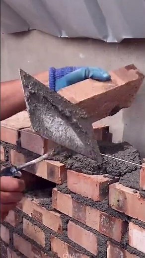 Fast Bricklaying: Pro Hand Coordination Techniques