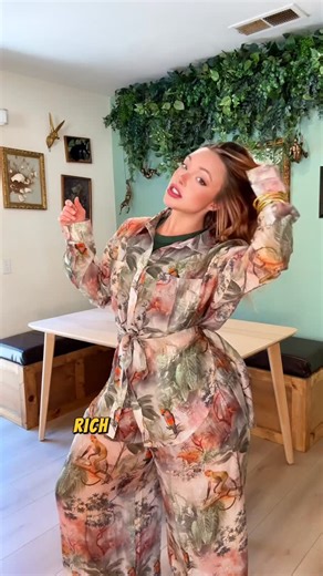 Autumn Nelson on Instagram: "Too rich to write my own captions 💅🏻 @ta3 . #colorsofautumn #thickandcurvy #curvyfashion #bodycontouring"