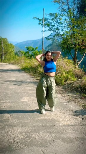 Chura ke dil mera 😆⚡️❤️ || in hometown #uttrakhand #danceshorts