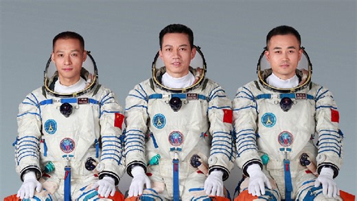 Live: Special coverage of Shenzhou-17 crew's return to Earth