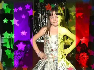 MUNDO MODEL - Desfile Kids A Moda à Serviço do Planeta.