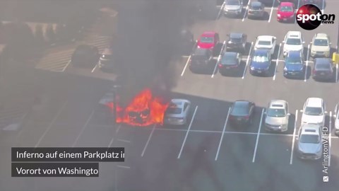 Tank geplatzt: Auto explodiert in riesigem Feuerball