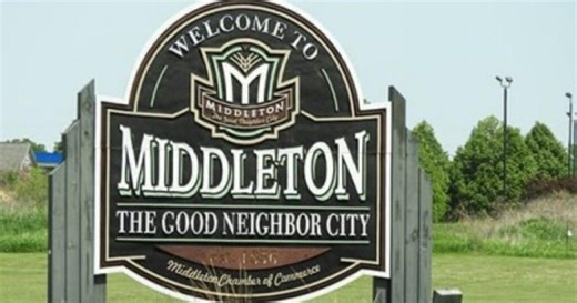Middleton mayor withdraws temporary restraining order against former city planner