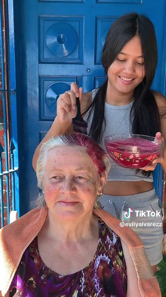 How to Dye Your Hair with Beetroot: Hair Dyeing Tutorial