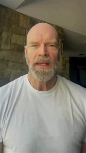 Did you know legendary artist @willconradart brought his incredible talent to my graphic novel, THE LAST SPARTAN: RED TAPE? You’ve seen his comic artwork in X-MEN, WOLVERINE, BLACK PANTHER, BATMAN, SUPERMAN, and JUSTICE LEAGUE, just to name a few! Will Conrad’s art pulls you right in with that perfect mix of precision and grit. His clean lines, smart shadows, and cinematic flow give everything real weight and tension without overdoing it. The guy totally gets how crime, consequences, and charact