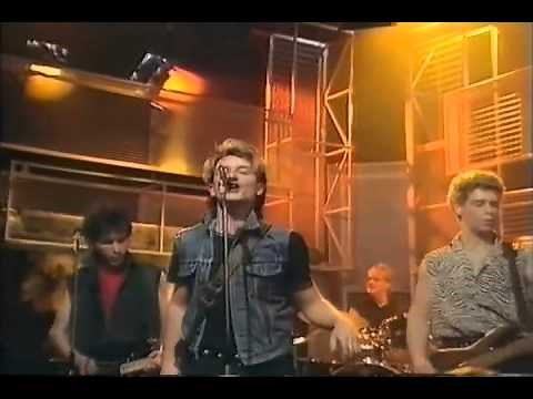 U2 - New Year´s Day /live/, BBC TV 'Top Of The Pops', London, England, 23.1.1983