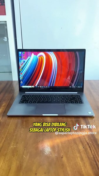 Review Xiaomi Notebook Pro TM1701: Stylish & Powerful