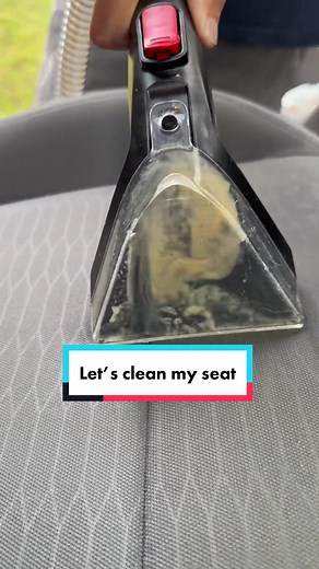 This is just 1 seat….. #dirtdevil #spotclean #spotcleanerforthewin #spotcleaner #satisfyingcarcleaning #carcleaning #carcleaninghack