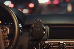 Xiaomi Wireless Car Charger, un cargador inalámbrico que sujeta nuestro móvil automáticamente, por 27,67 euros en AliExpress