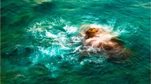 FEMME ACTUELLE - Qu'est-ce que le coup de mer, ce phénomène qui a causé neuf noyades sur les bords de la Méditerranée en une seule journée ?