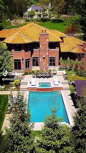 DOWIE STUDIO Where luxury lives. Elite interiors. Architectural power. Statement spaces only. We don’t follow trends. We set the standard. High-end design. Sharp vision. Zero mediocrity. Follow for elevated living.#DowieStudio @MICHIGAN LUXURY REAL ESTATE #LuxuryDesign #LuxuryInteriors #Authentic #DesignExcellence