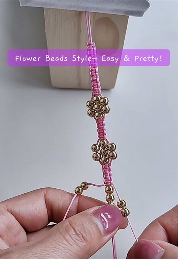 Flower Bead Bracelet Tutorial in Pink and Gold