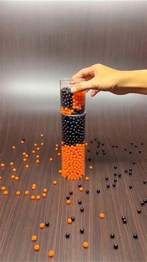 Mind-Blowing Color Sorting Magic! 🟠⚫️ | Satisfying Science Experiment #Shorts #Satisfying