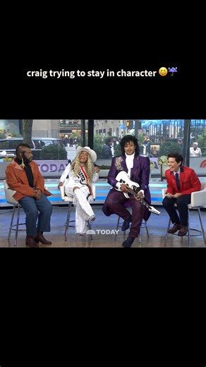 Al was not gonna let Craig break character! 🤣 #TODAYShow | Today Show