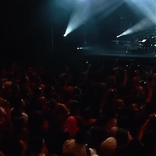 15 reactions · 48 shares | I'm so excited to join New Edition and Boyz II Men for the New Edition Way Tour 2026! ✨ It's going to be a beautiful celebration of music, love, and timeless R&B.  Tickets are on sale now! | Toni Braxton | Facebook