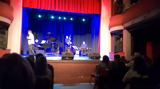 31/10/25 Teatro Trinidad Guevara,Lujan. Silvana Ricutini Sergio Romero, Tango Loco Trío. | Cascabelito Milonga
