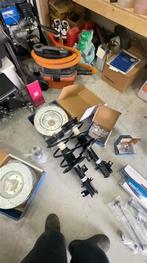 Nissan Máxima! Struts, Brakes, Rotors & End Links