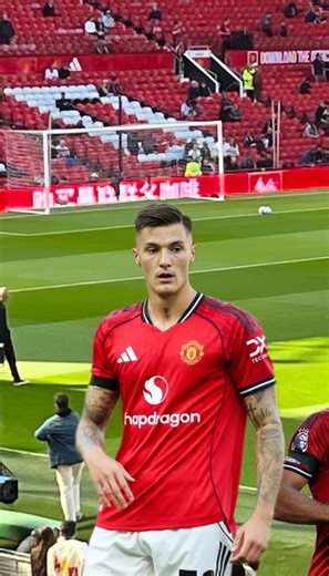 45K views · 2.5K reactions | Sesko surprised Man united tv pundit with key attribute vs Arsenal. #manchester #manchesterunited #PremierLeague #MUFC | Iman Fuseini 1 | Facebook