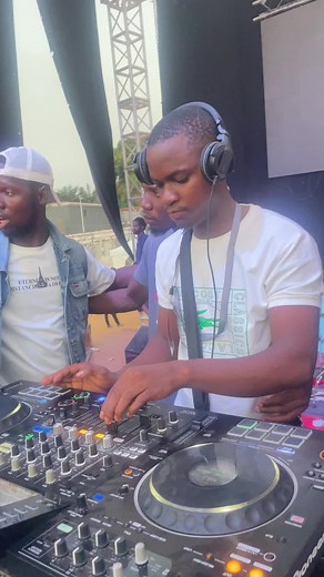 #palops🇲🇿🇨🇻🇬🇼🇧🇷🇵🇹🇦🇴🇰🇳🇸🇹🇹🇱