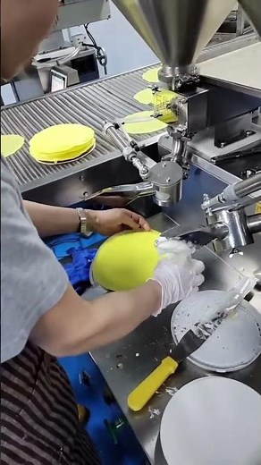 NICEBAKER Automatic Cake icing machine cake decorating machine