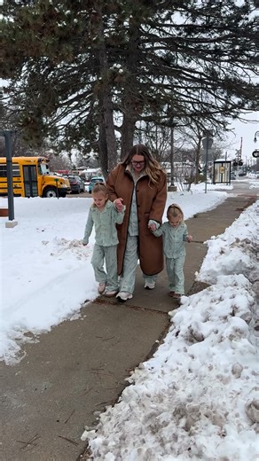 Sweet treats and holiday magic 🎅🏼 We had the best time at @thevillagebakeryfoxlake, a small family-owned bakery in the Northern Chicago suburbs, filled with fresh donuts, flaky croissants, cookies, and other holiday treats. The pastel décor and pre-wrapped goodies made it the perfect spot for a December outing with kids! Looking for a cozy Chicago burbs bakery to make holiday memories?! ❤️ Save this for your next family outing! #chicagosuburbs #foxlakeil #chicagobakery #holidaytreats #chicagop