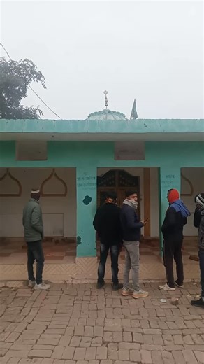 aryan khan on Instagram: "😥😥 yah bhai bahut galat hua hai usko like aur share karo daba ki"