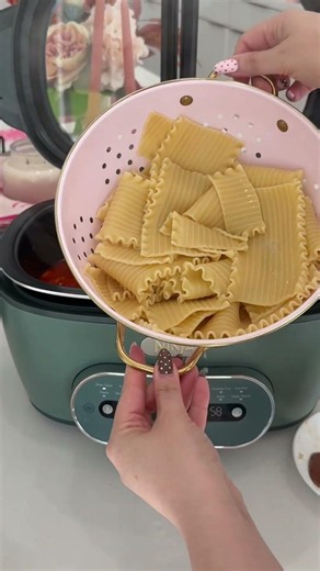 The Ninja Multi Pot is basically the dinner shortcut appliance 😂 If you’ve been searching for a