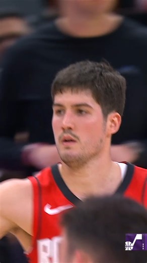 100% chance of rain in tonight's forecast 🌧️ | Houston Rockets