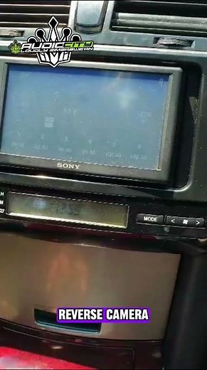 Sony XAV 1500 Double din radio Installed in 2005 Toyota mark X