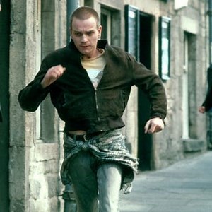 T2 – Official trailer for Danny Boyle's Trainspotting sequel