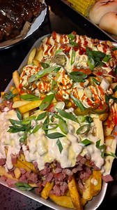 Bare Grills on the Triangle in Bristol. Not the best experience, burnt ends were tough which was disappointing as they are my favourite! They ran out of prawns and mac and cheese, it was only 7pm on a Saturday!! Actually quite enjoyed the Dirty Fries though, Jalapeño ones were the best! I’m sure there must be a decent bbq place in Bristol? Maybe I’ll try @spitfirebbq @lowandslowbarbecue or @hickoryssmokehouse next? There must be others? I’m giving Bare Grills a 6/10 #thefoodguy66 #food #imoutand