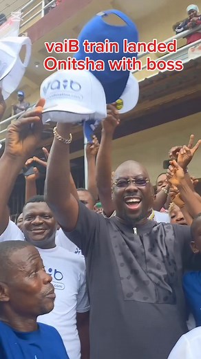 13K views · 220 reactions | Vaib train landed OTU Onitsha  ##vaibnation #facebookviralvideo2024fypシviralシ #viralreelsシ #communitysupport #DiasporaConnect #CommunityEngagement | Ochendo Akokwa | Facebook